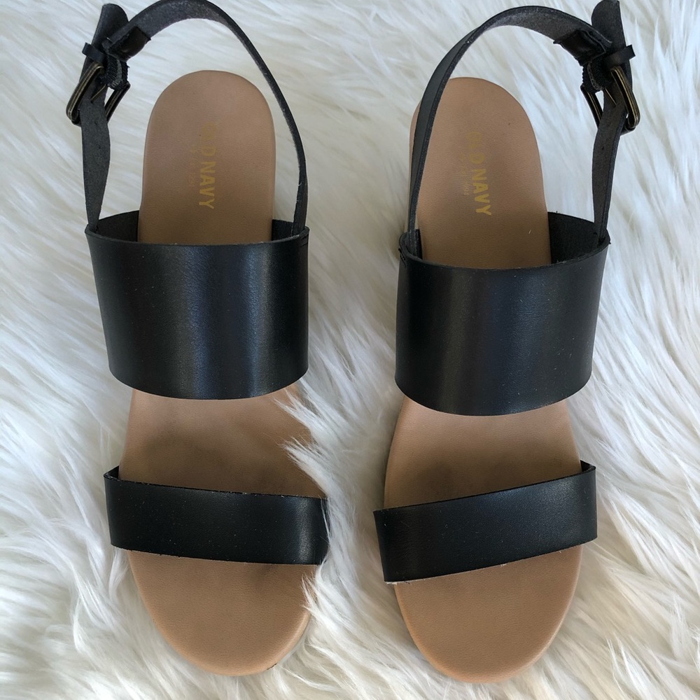 Black Sandals with Wood Heel